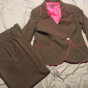 Jessica Mclintock suit